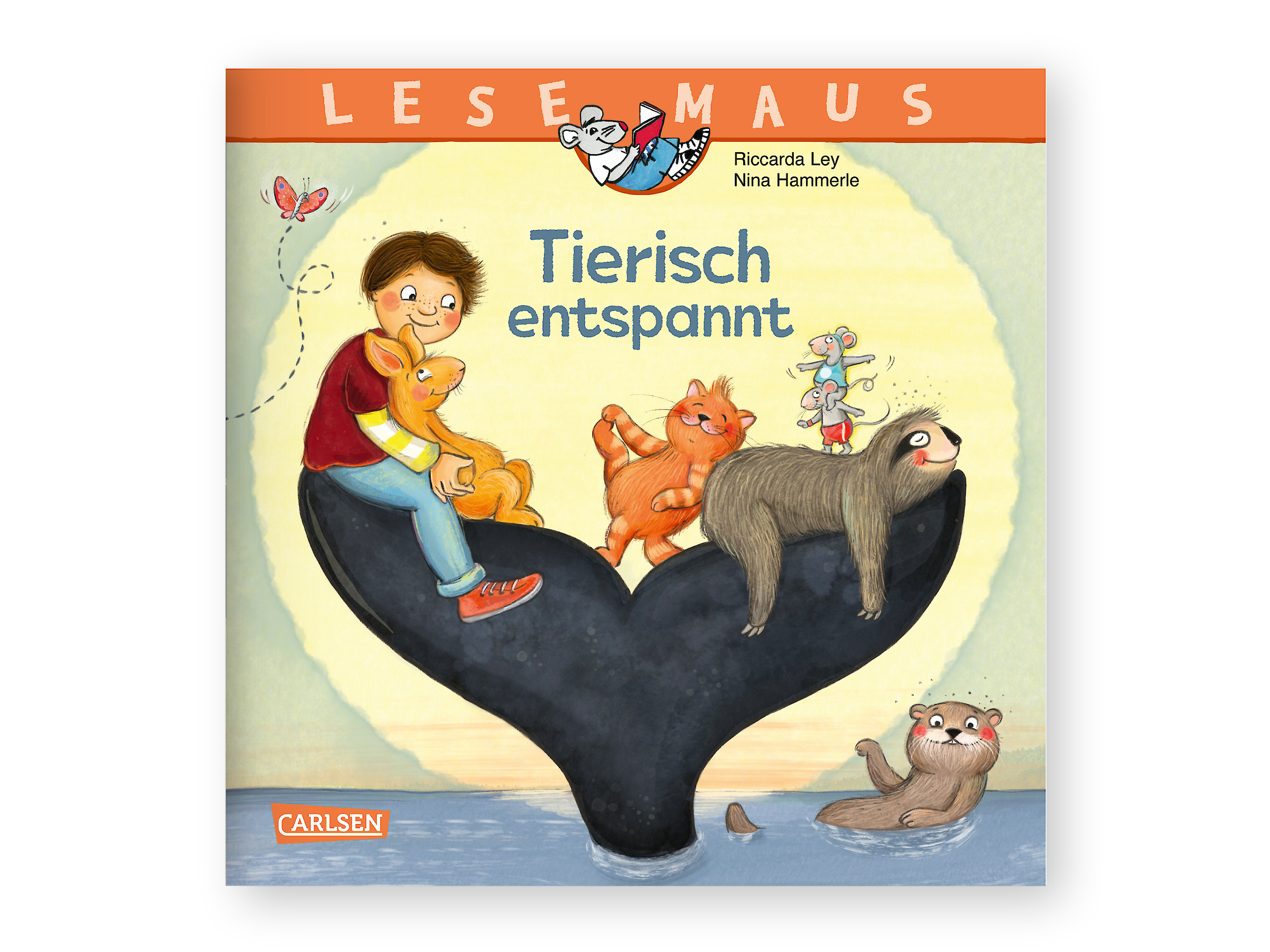 Das Bild zeigt das Titelbild der LESEMAUS mit dem Titel „Tierisch entspannt“. Ein Kind sitzt auf der Schwanzflosse eines Wals und hält einen Hasen im Arm. Neben ihm sitzen eine Katze, ein Faultier, eine Maus mit einem Marienkäfer und ein Otter im Wasser.